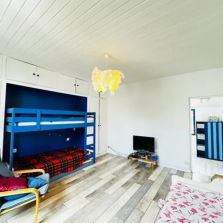 Maison Avec Jardin Et Terrasse, Proche - Fr-1-709-98 Ferienhaus